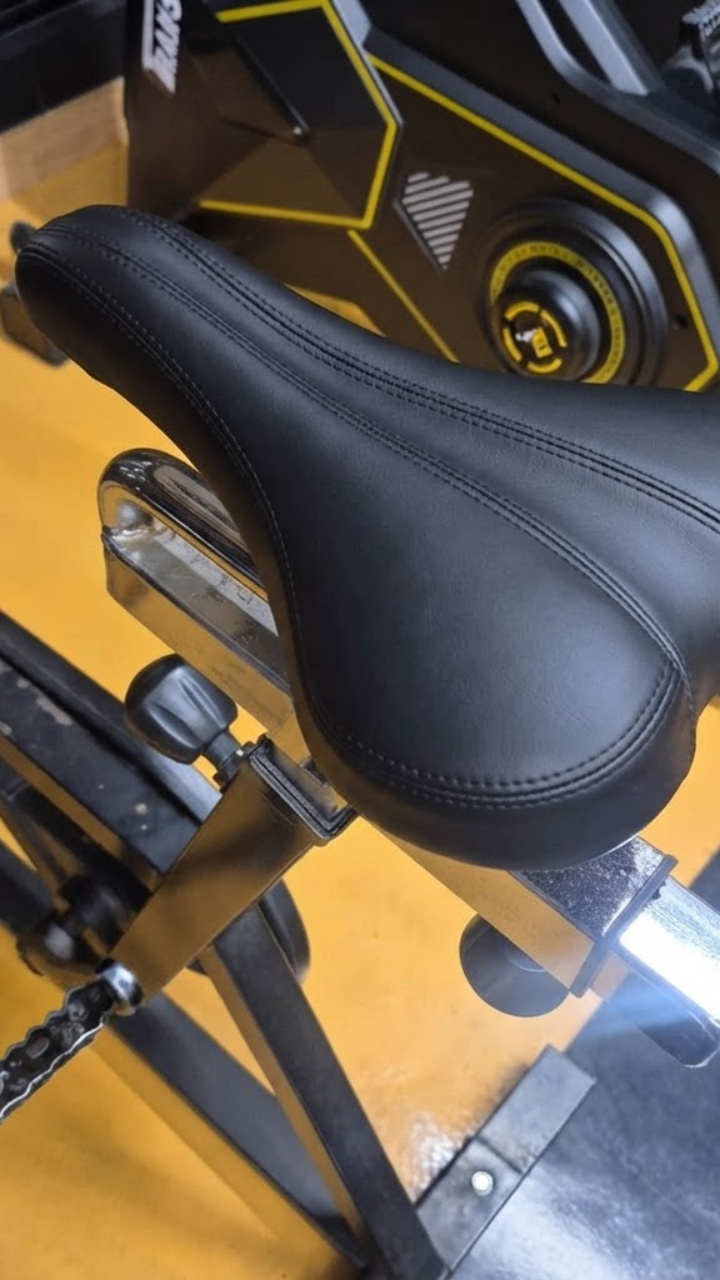 Tapicería para arreglo de asiento de bicicletas estáticas en mal estado - después