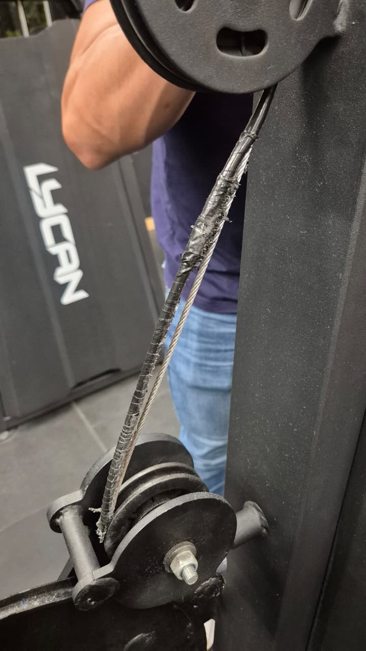 Cambio de cable roto de polea - antes